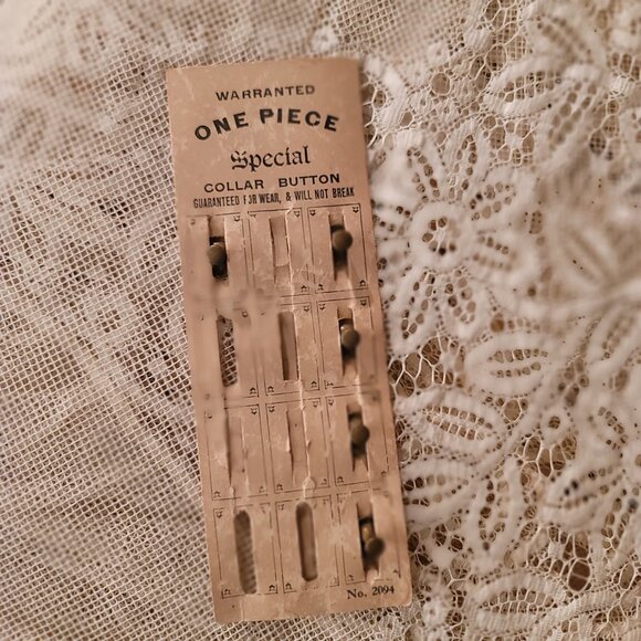 Antique Collar Button Display with 5 Buttons One Piece Special Warranted No.2094 - Picture 6 of 6